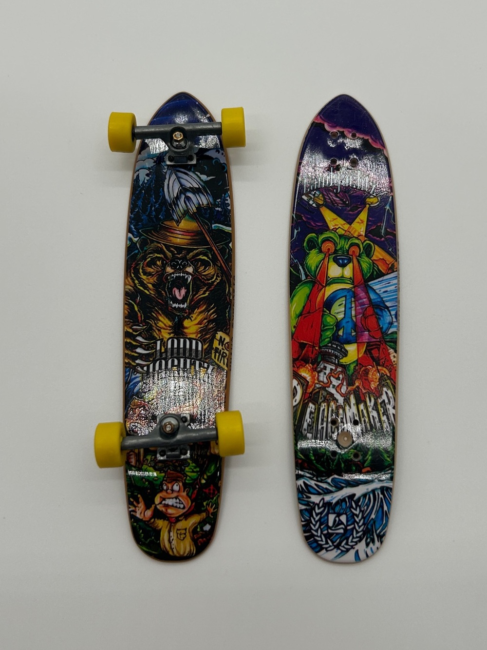 Tech Deck TD Longboard
Fingerboard Collection: Landyachtz